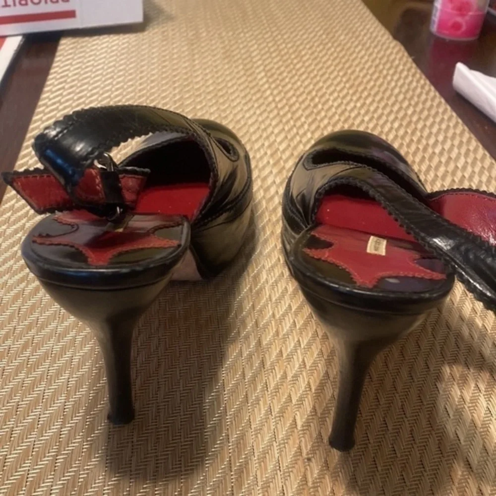 👠👠LEATHER TOP AND SOLE , MAX STUDIO Beautiful school girls in HEEL 👠…SIZE10M